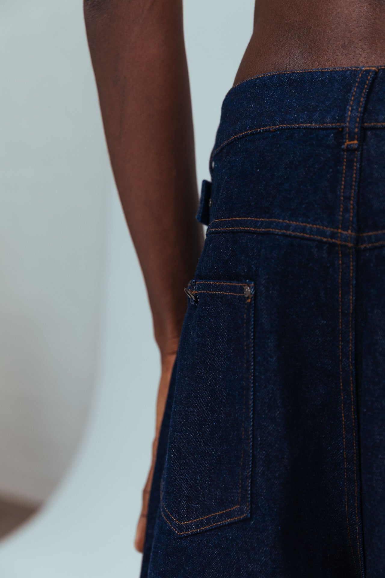 Barrel Leg Jeans