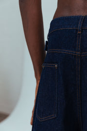 Barrel Leg Jeans
