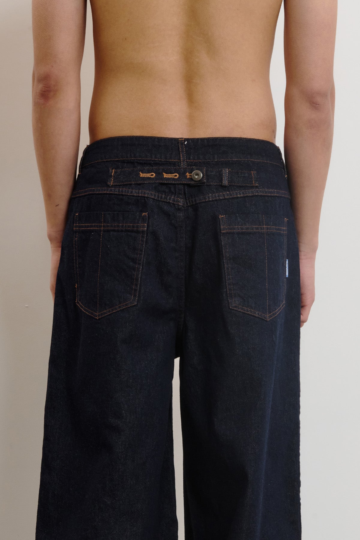 Kane Barrel Leg Jeans